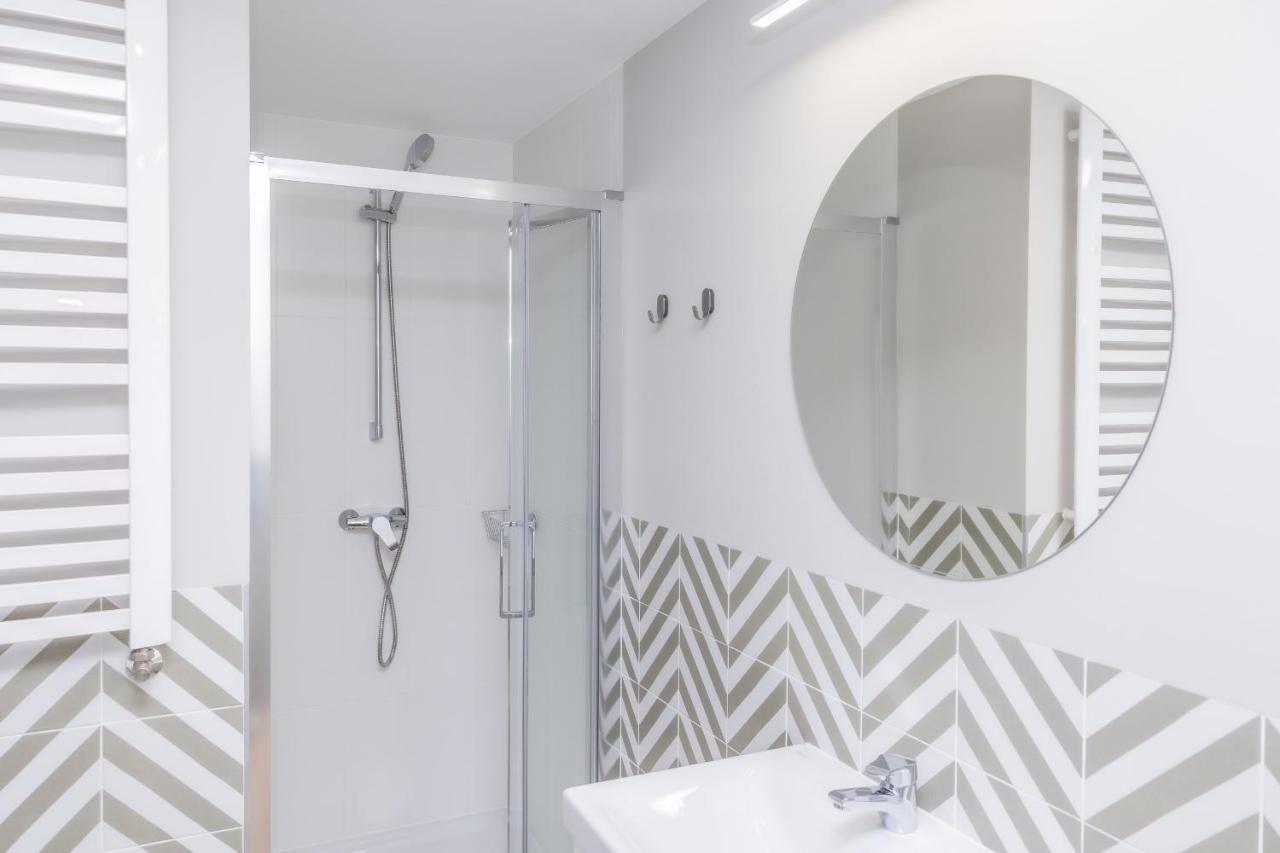 Metro Bielany Apartments With Parking By Noclegi Renters Warsaw Ngoại thất bức ảnh