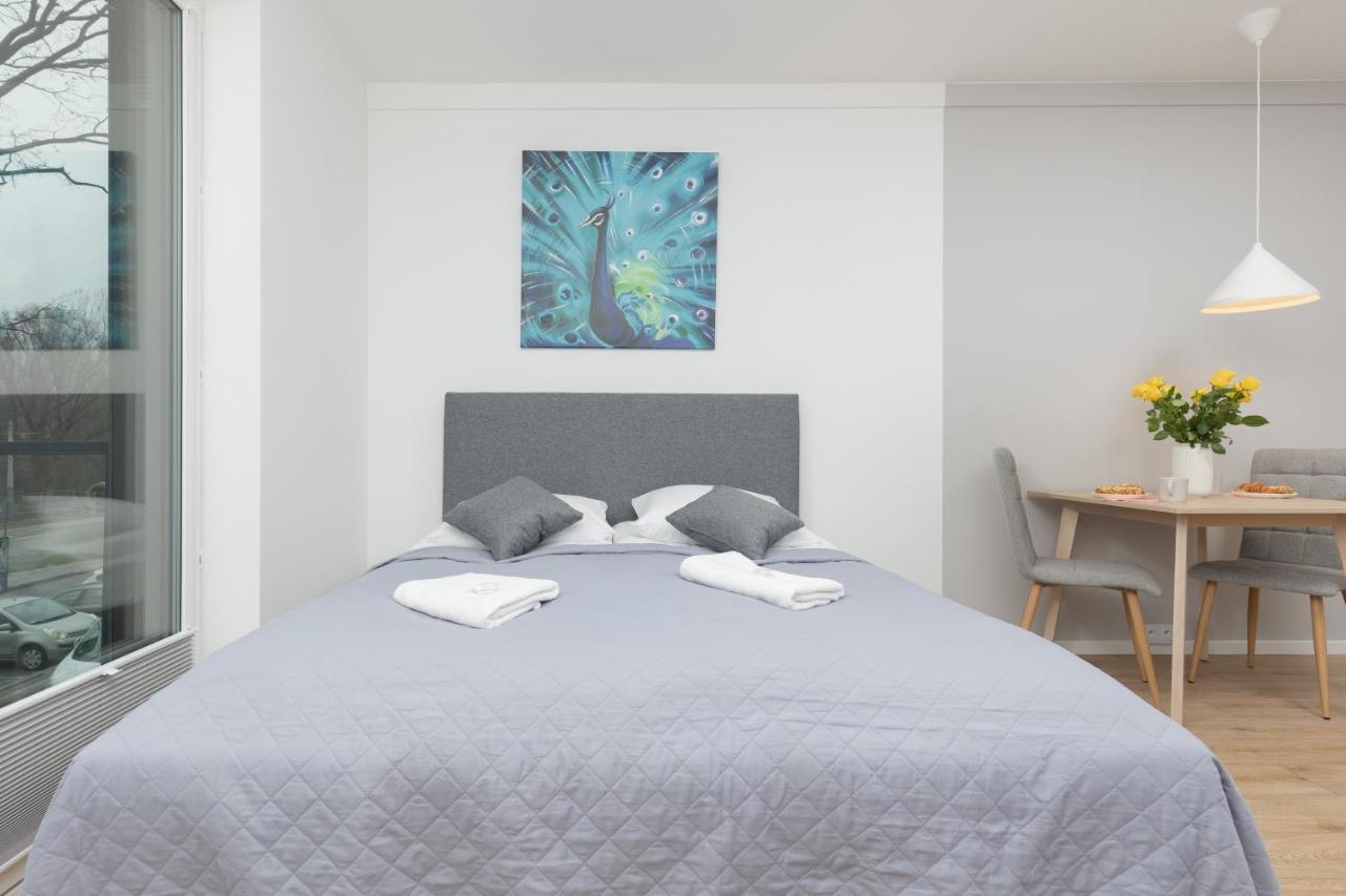 Metro Bielany Apartments With Parking By Noclegi Renters Warsaw Ngoại thất bức ảnh