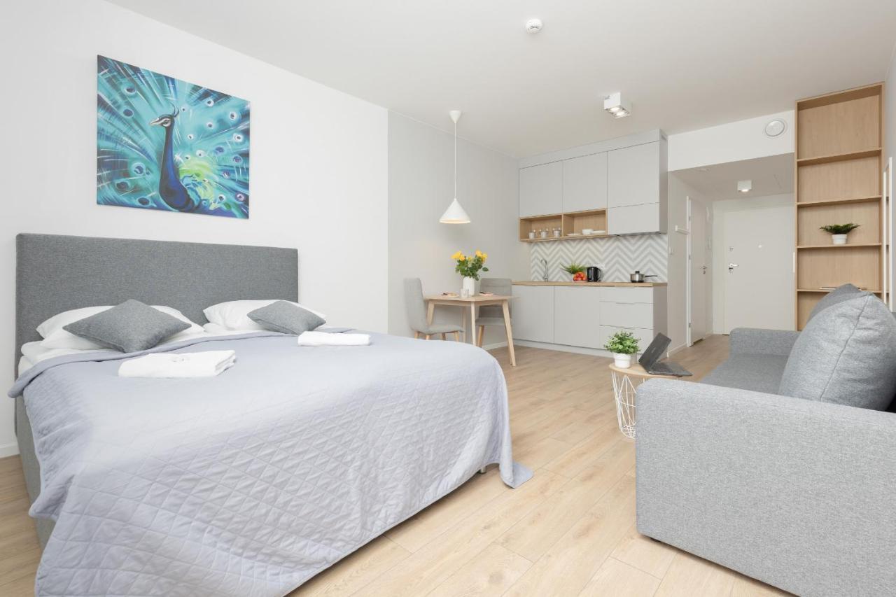 Metro Bielany Apartments With Parking By Noclegi Renters Warsaw Ngoại thất bức ảnh