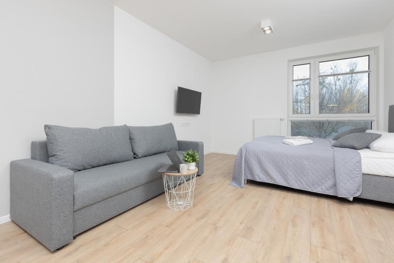 Metro Bielany Apartments With Parking By Noclegi Renters Warsaw Ngoại thất bức ảnh