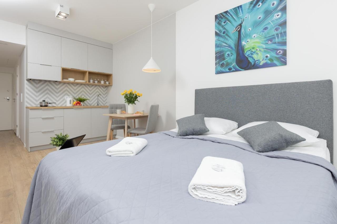 Metro Bielany Apartments With Parking By Noclegi Renters Warsaw Ngoại thất bức ảnh