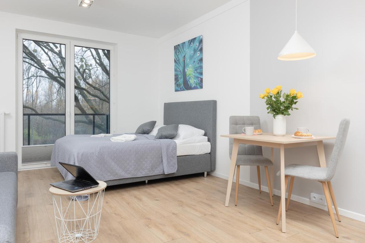 Metro Bielany Apartments With Parking By Noclegi Renters Warsaw Ngoại thất bức ảnh